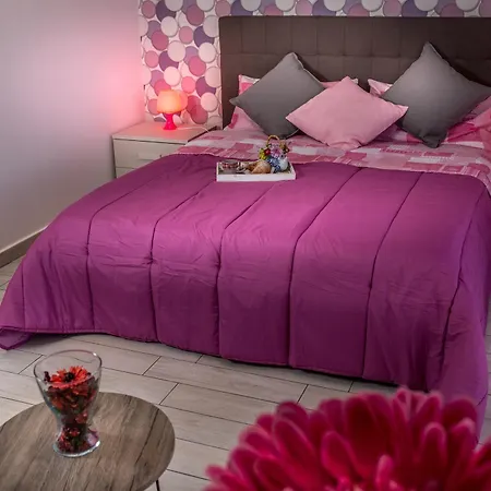 Couette-café La Perla Nera 3*