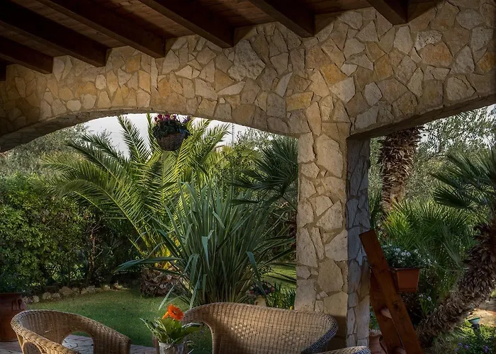 Bed & Breakfast La Perla Nera 3*