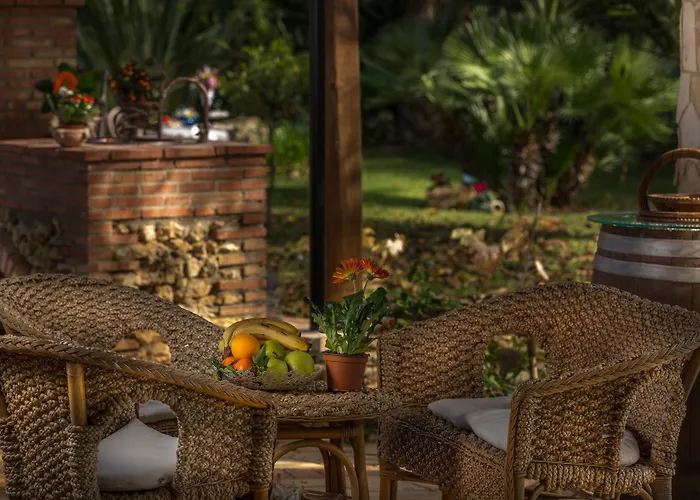 La Perla Nera Bed & Breakfast Nissoria